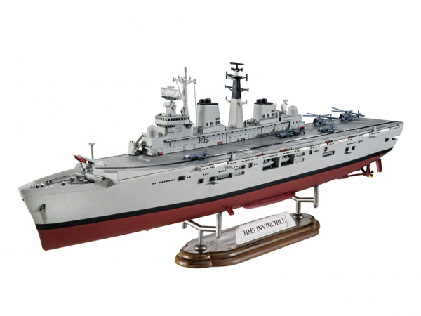 05172 Revell Британский авианосец HMS Invincible, Фолклендская война (1:700)