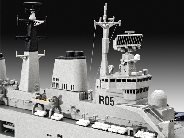 05172 Revell Британский авианосец HMS Invincible, Фолклендская война (1:700)